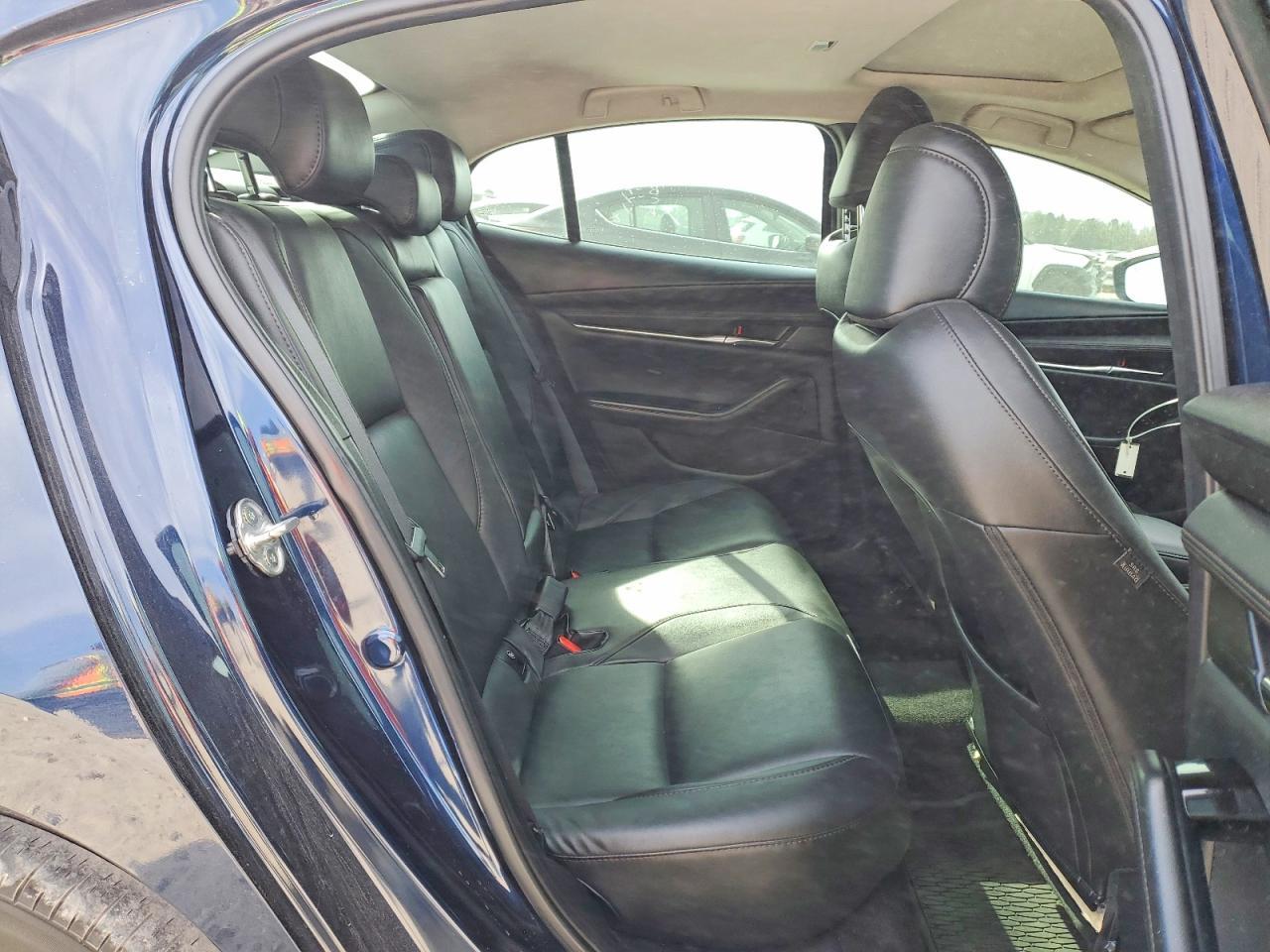 2025 Mazda 3 Preferred - zdjęcie 11