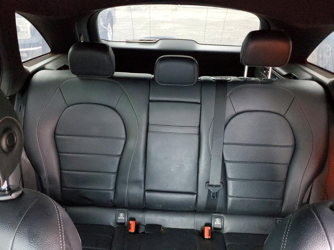 2017 Mercedes-Benz Glc 300 4Matic - zdjęcie 10