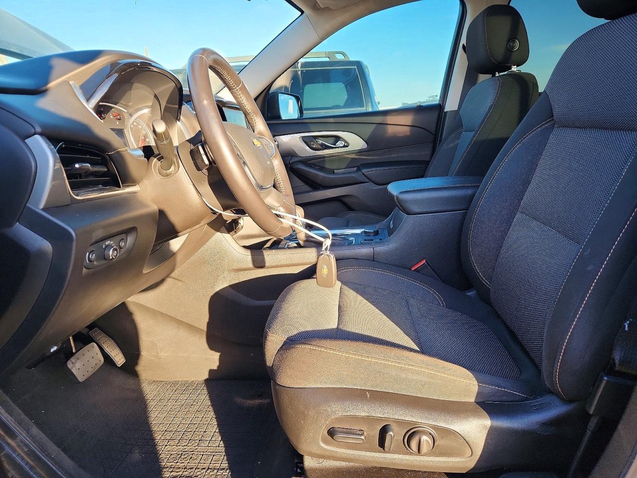 2021 Chevrolet Traverse Lt - zdjęcie 7