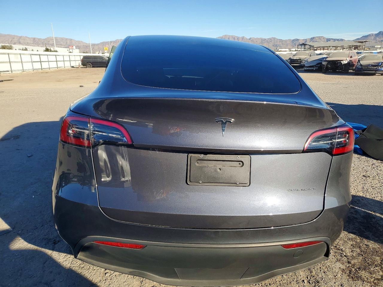 2023 Tesla Model Y - zdjęcie 6