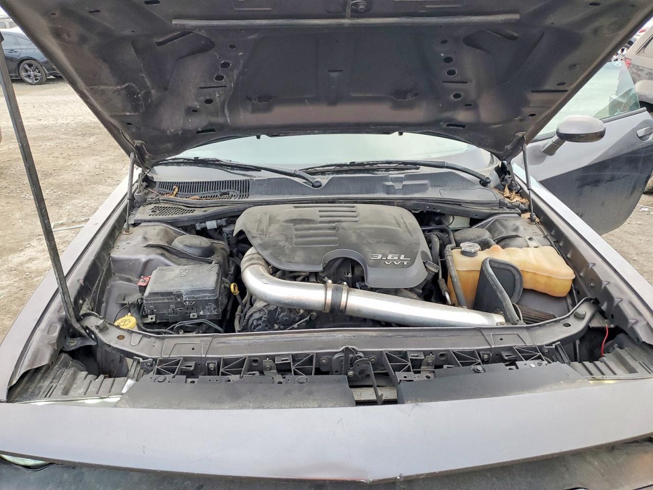 2016 Dodge Challenger Sxt - zdjęcie 11