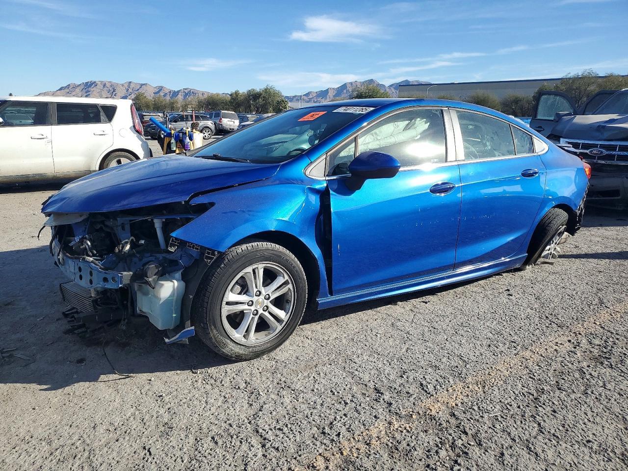 2018 Chevrolet Cruze Lt - zdjęcie główne