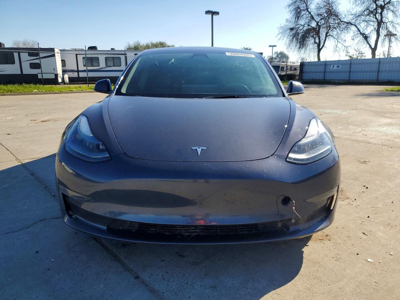 2023 Tesla Model 3 - zdjęcie 5