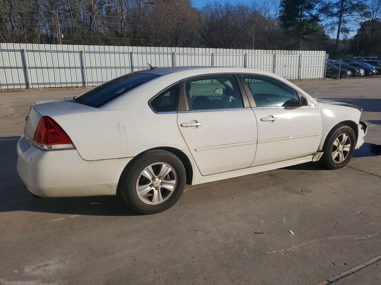 2014 Chevrolet Impala Limited Ls - zdjęcie 3