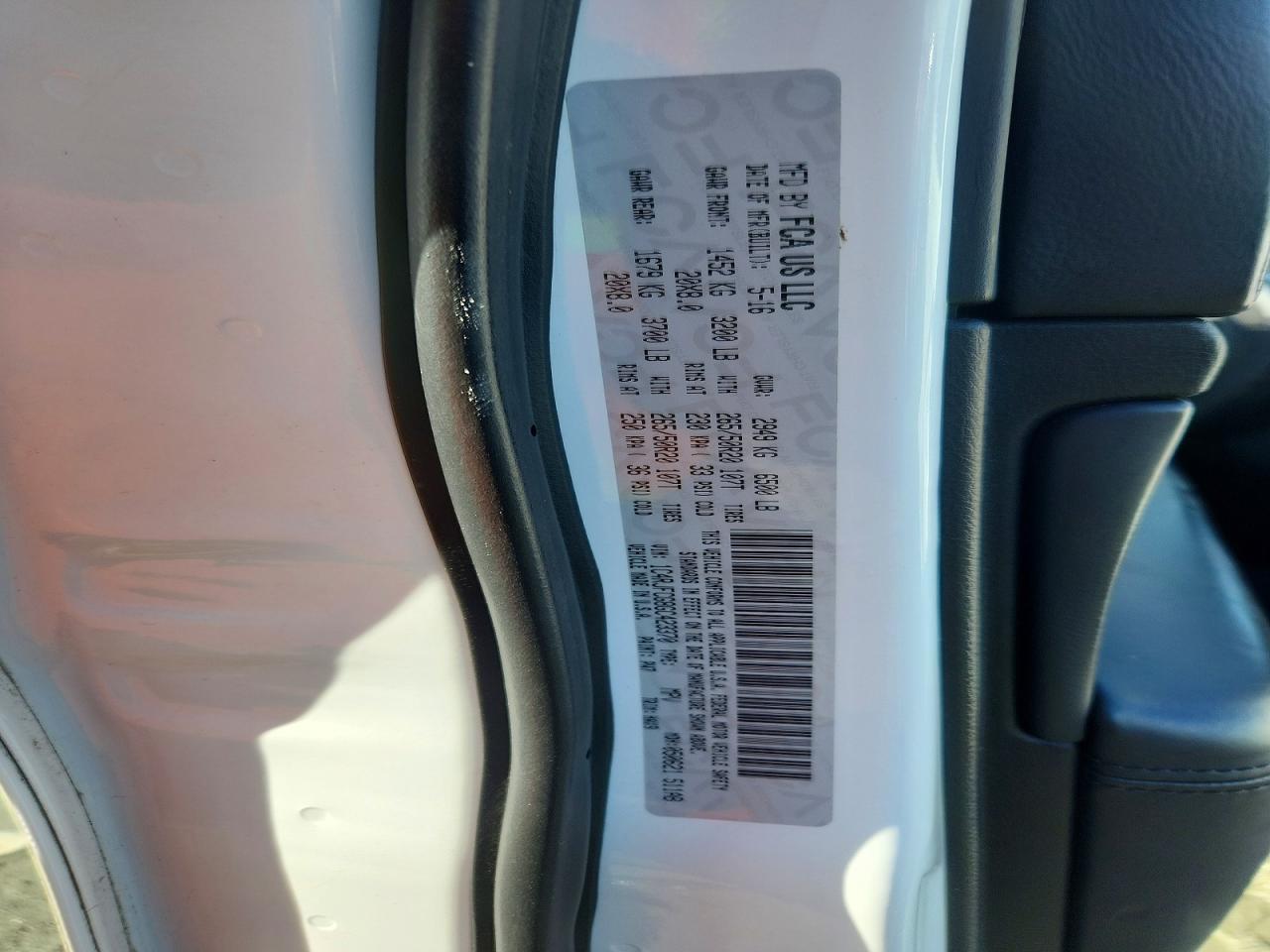 2016 Jeep Grand Cherokee Overland - zdjęcie 13