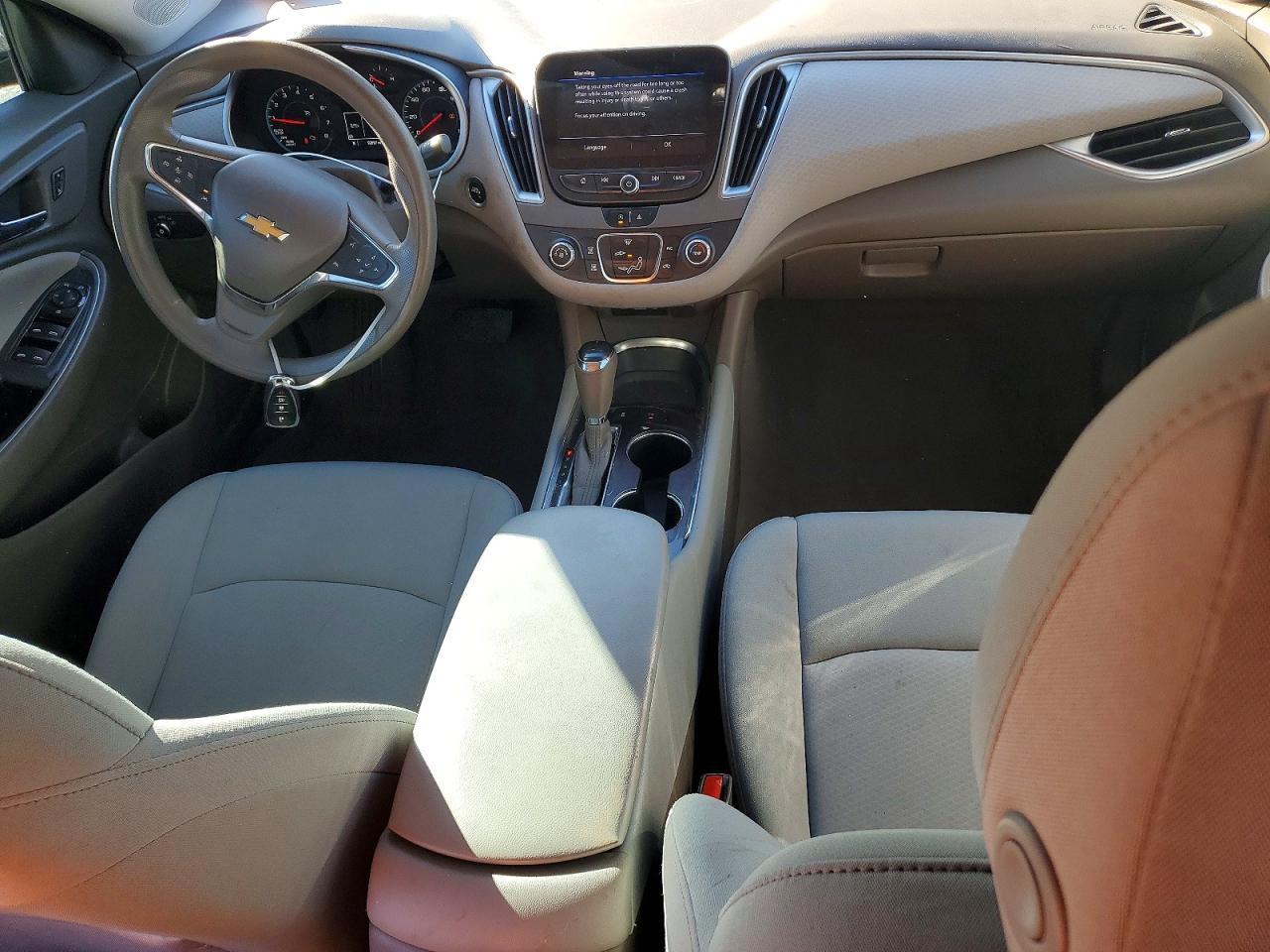 2020 Chevrolet Malibu Ls - zdjęcie 8