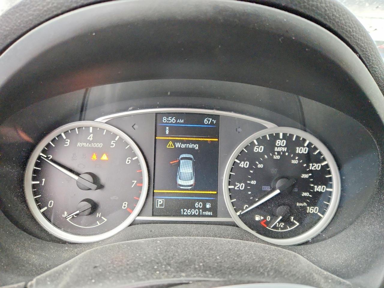2019 Nissan Sentra S - zdjęcie 9