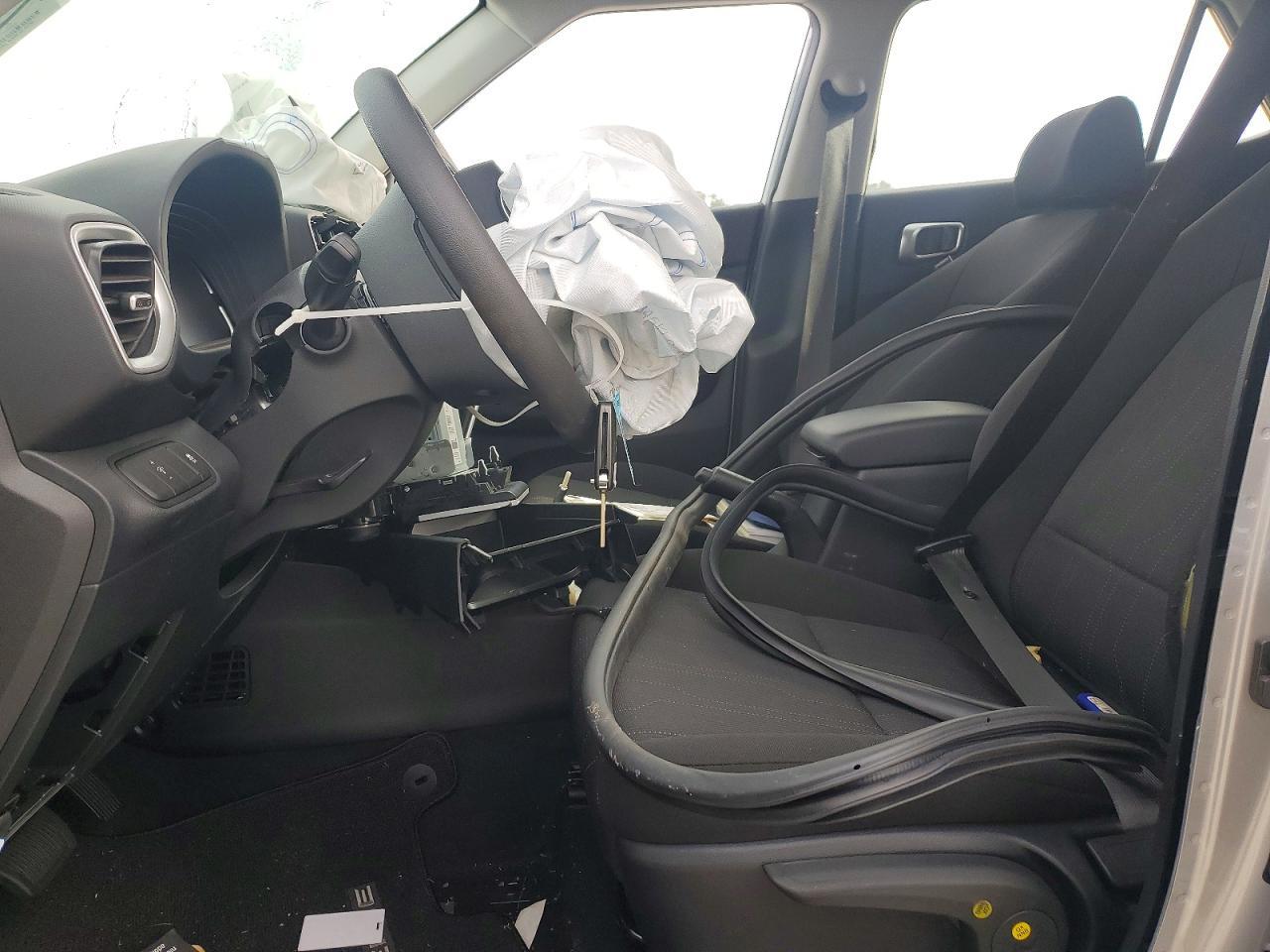 2025 Hyundai Venue Se - zdjęcie 7