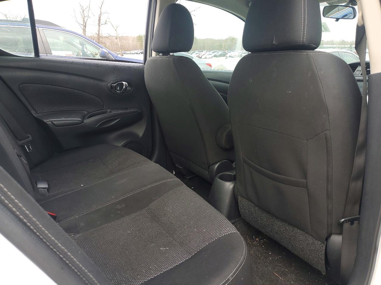 2019 Nissan Versa Sv - zdjęcie 10