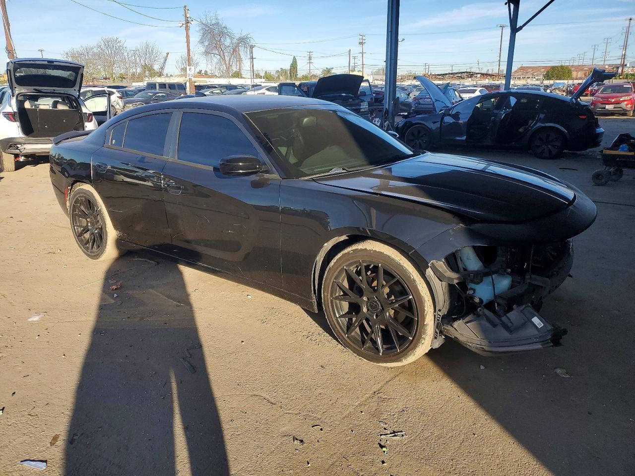 2016 Dodge Charger Sxt - zdjęcie 4