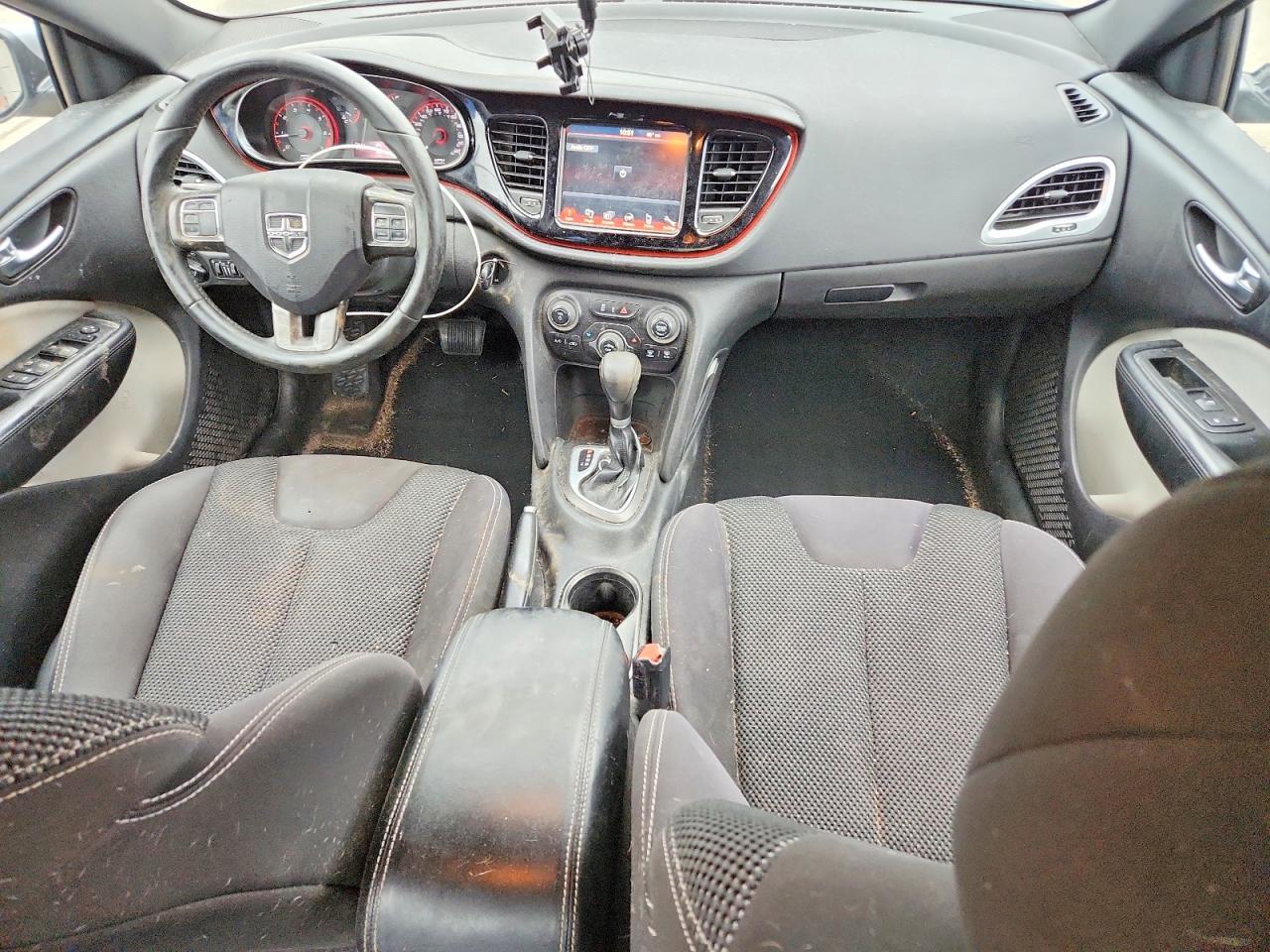 2015 Dodge Dart Sxt - zdjęcie 8