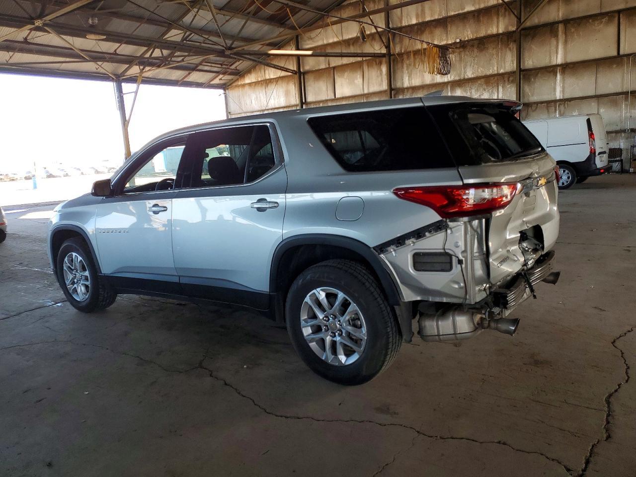 2019 Chevrolet Traverse Ls - zdjęcie 2