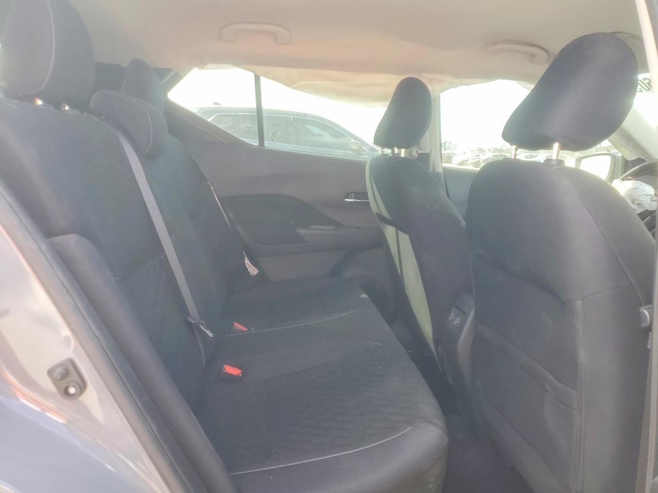 2022 Nissan Kicks Sv - zdjęcie 11