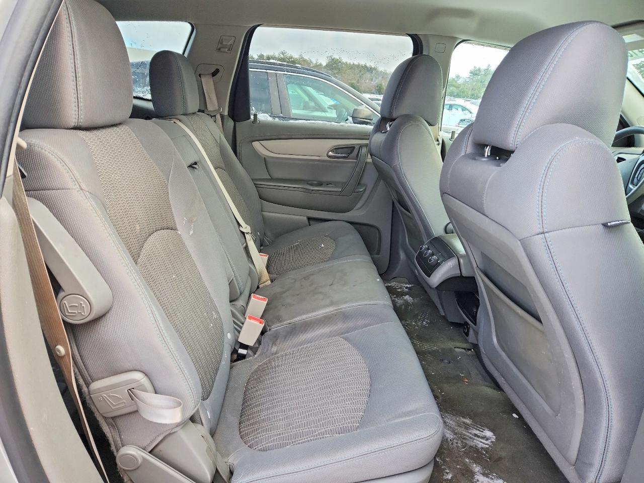 2017 Chevrolet Traverse Ls - zdjęcie 11