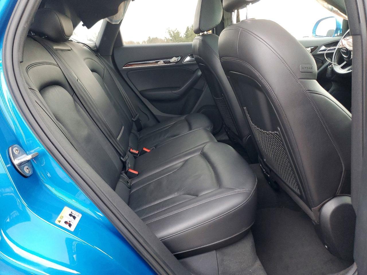 2016 Audi Q3 Premium Plus - zdjęcie 10