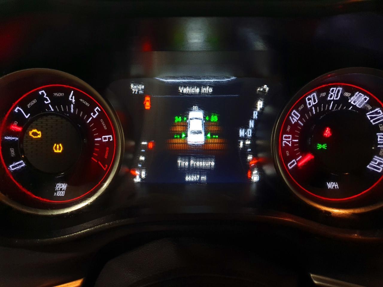 2018 Dodge Challenger Sxt - zdjęcie 9