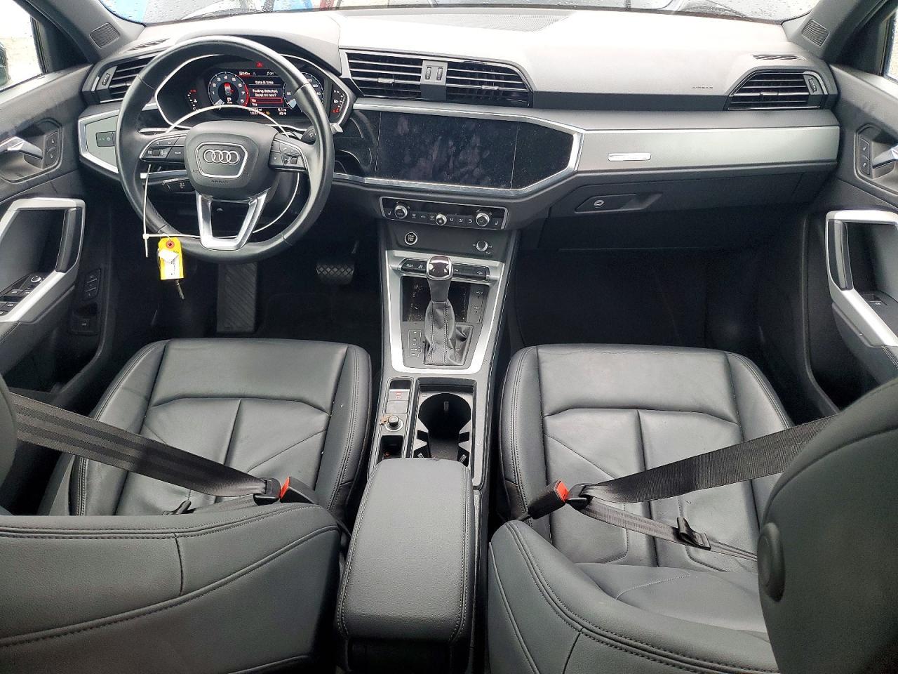 2022 Audi Q3 Premium 40 - zdjęcie 8