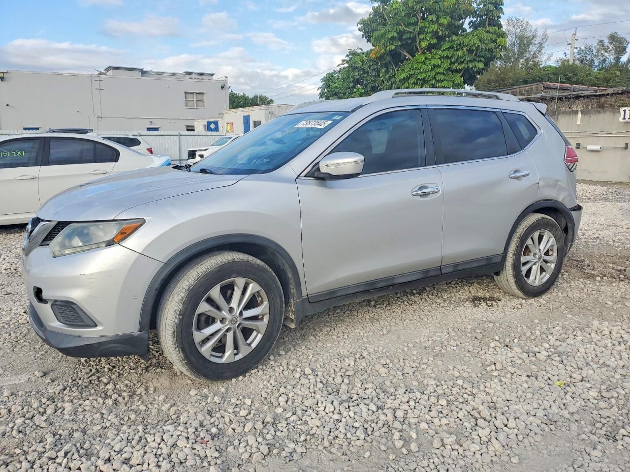 2014 Nissan Rogue Sv - zdjęcie główne