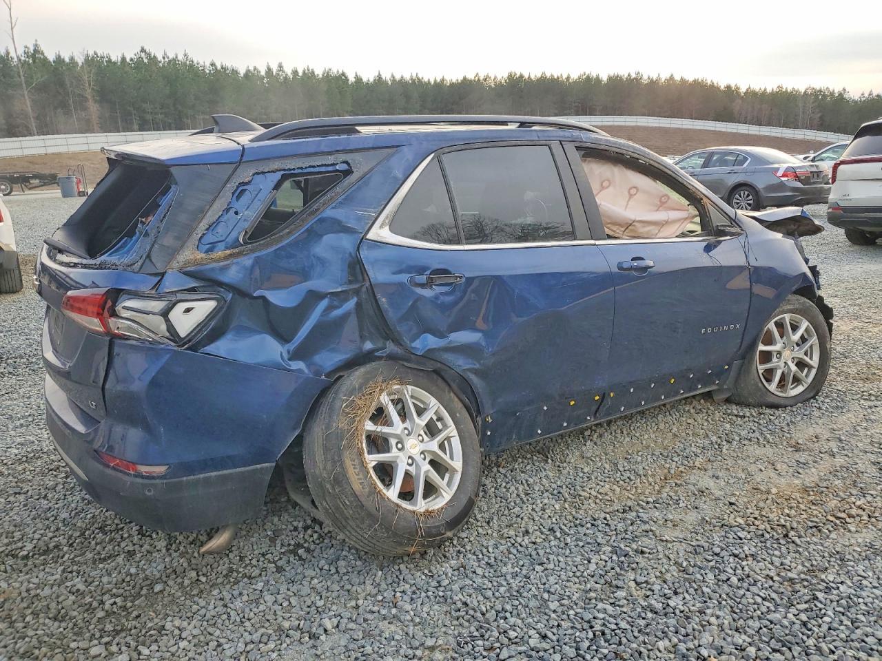 2022 Chevrolet Equinox Lt - zdjęcie 3