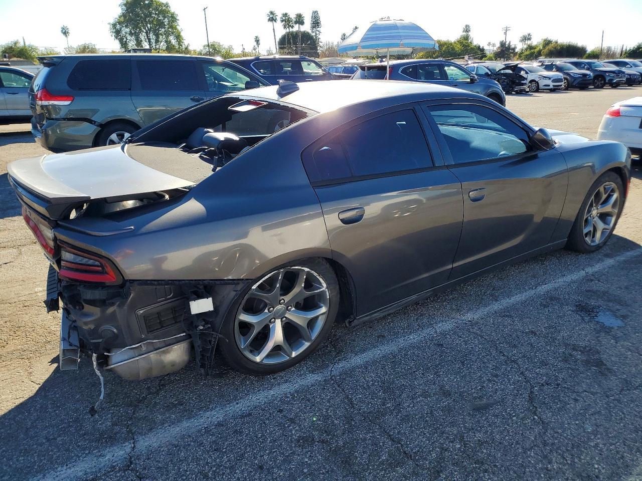 2016 Dodge Charger Sxt - zdjęcie 3