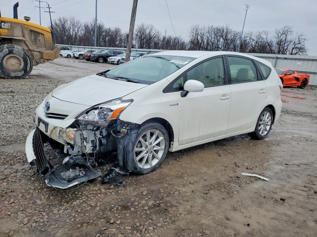 2013 Toyota Prius V - zdjęcie główne