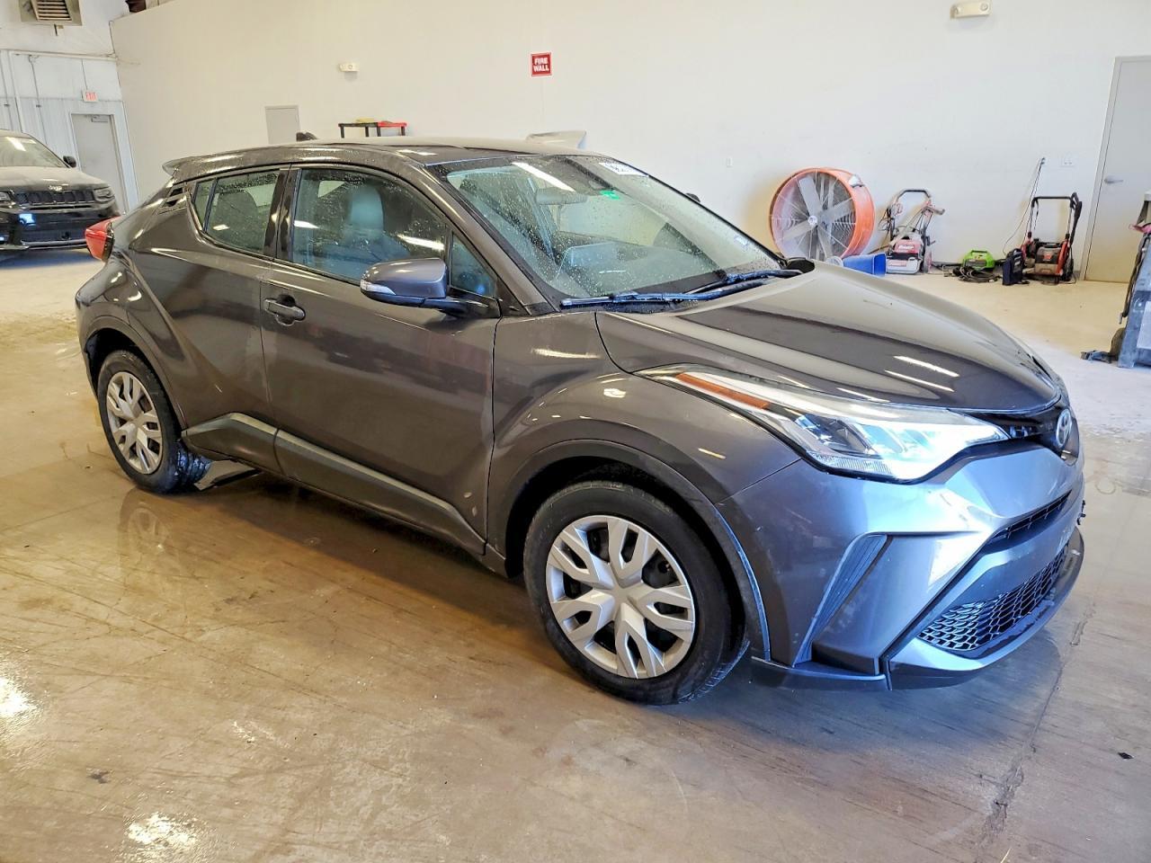 2021 Toyota C-Hr Le - zdjęcie 4