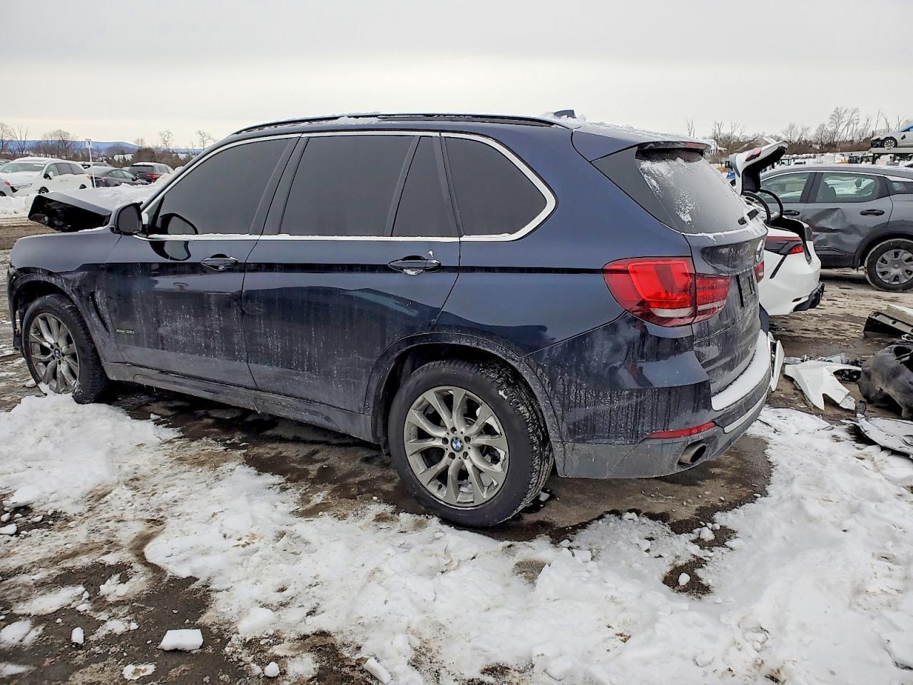 2015 BMW X5 xDrive35I - zdjęcie 2