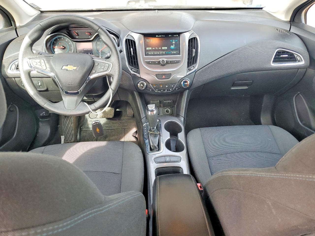 2018 Chevrolet Cruze Lt - zdjęcie 8