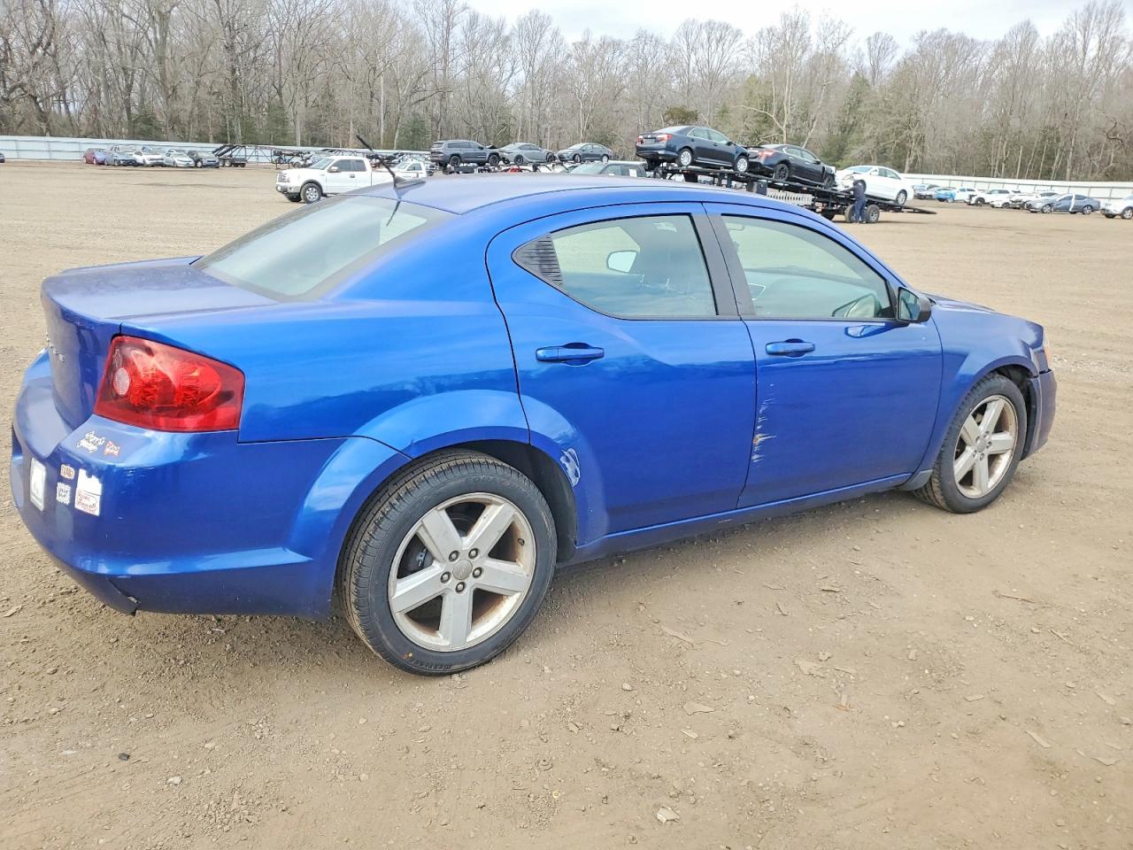 2013 Dodge Avenger Se - zdjęcie 3