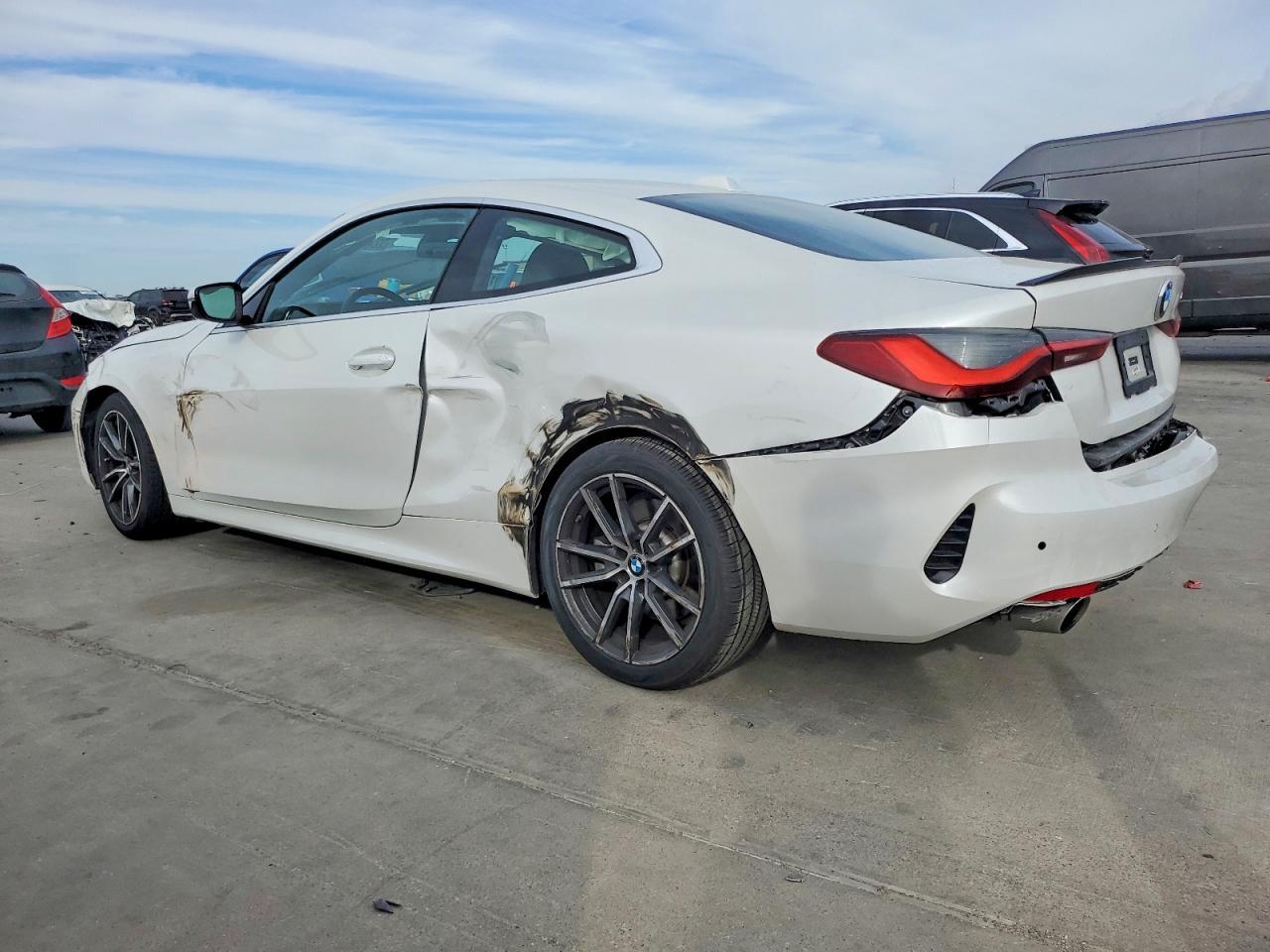 2024 BMW 430I - zdjęcie 2
