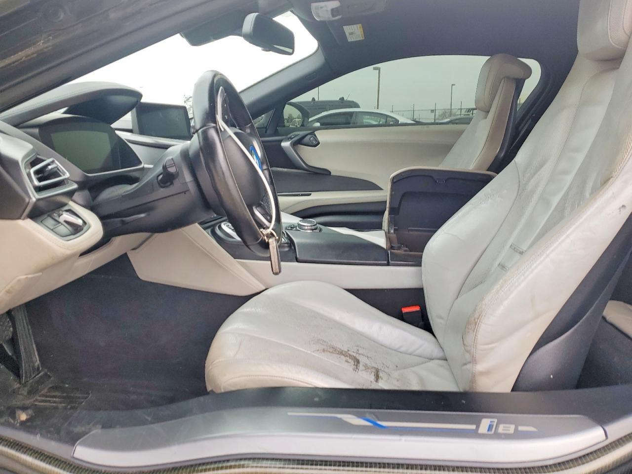 2015 BMW I8 - zdjęcie 7