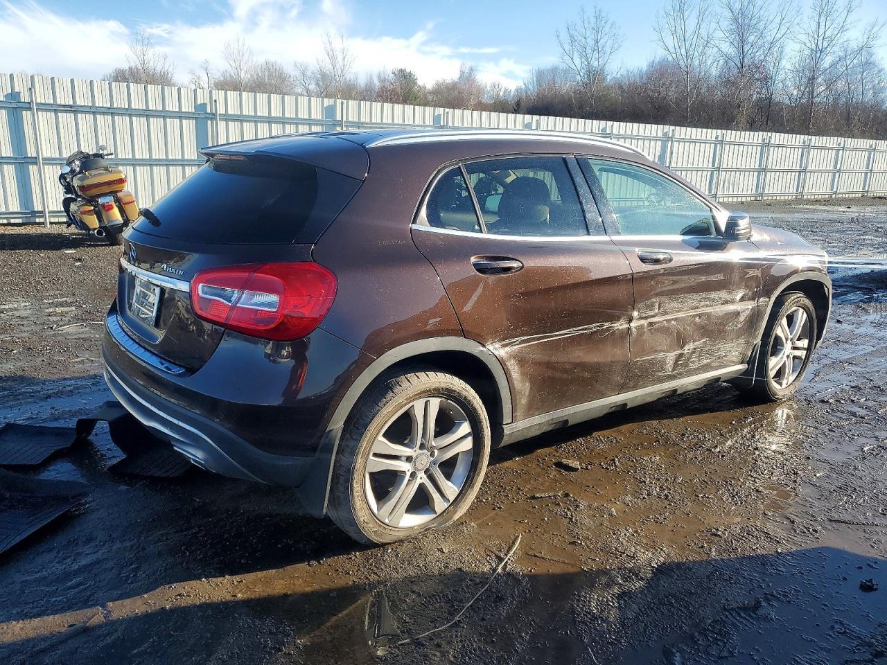 2015 Mercedes-Benz Gla 250 4Matic - zdjęcie 3