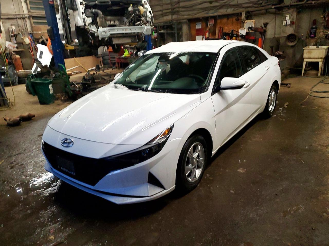 2022 Hyundai Elantra Sel - zdjęcie główne