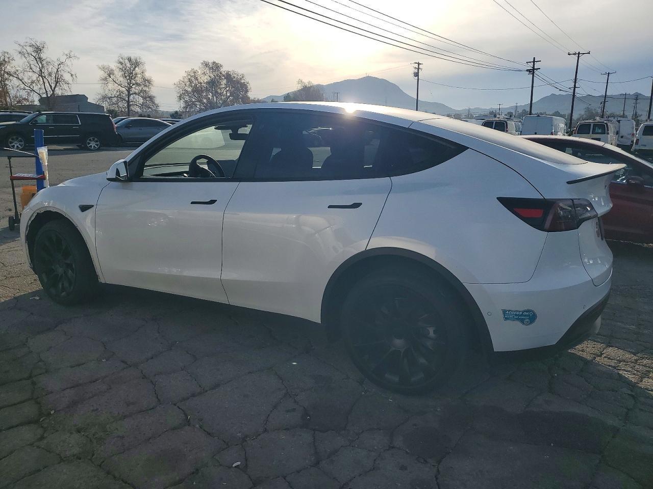 2022 Tesla Model Y - zdjęcie 2