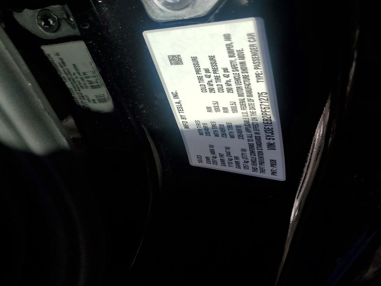 2023 Tesla Model 3 - zdjęcie 12