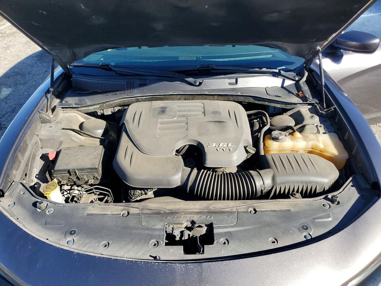 2016 Dodge Charger Sxt - zdjęcie 11