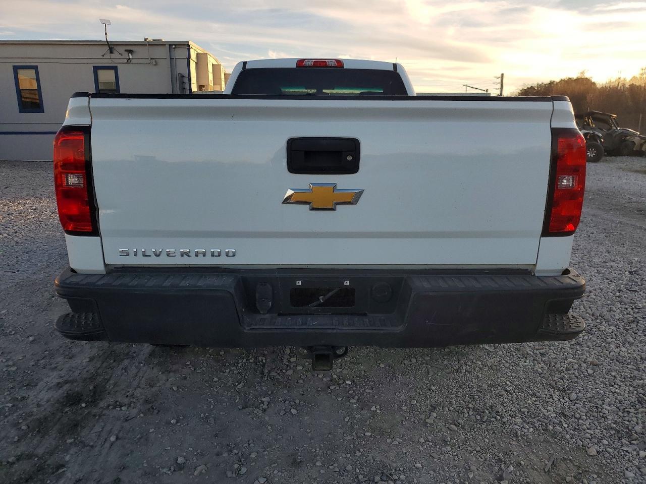 2018 Chevrolet Silverado C1500 - zdjęcie 6