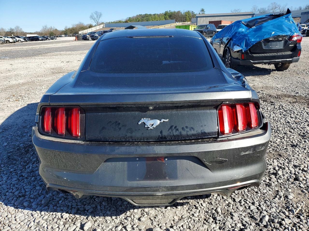 2016 Ford Mustang - zdjęcie 6