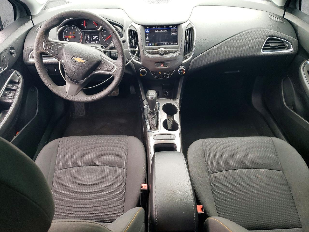 2019 Chevrolet Cruze Ls - zdjęcie 8