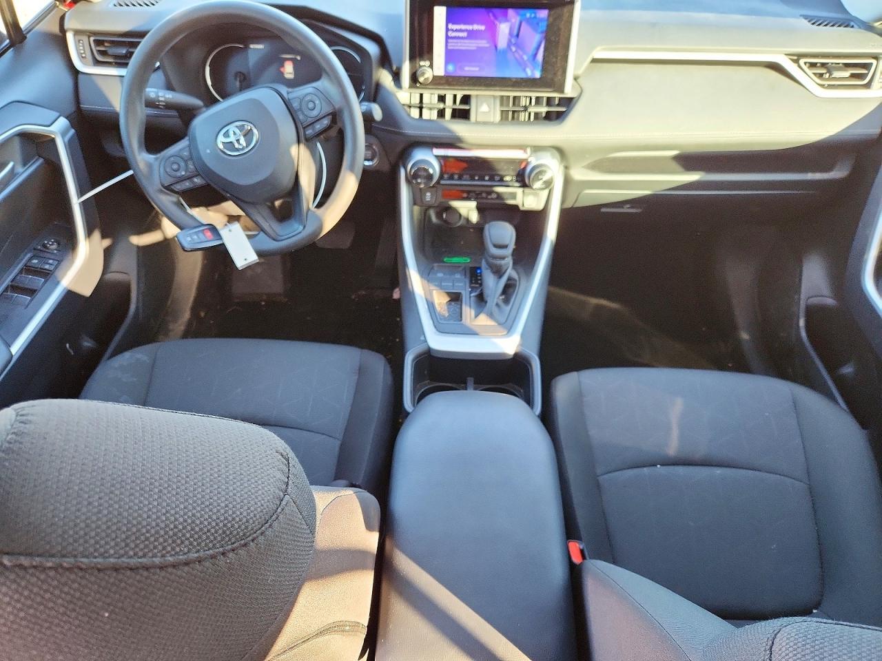 2025 Toyota Rav4 Xle - zdjęcie 8