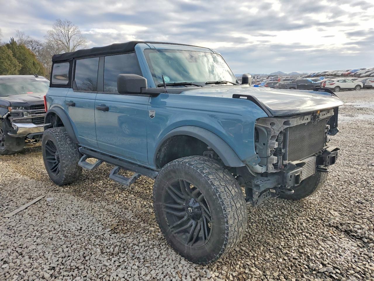 2021 Ford Bronco Base - zdjęcie 4