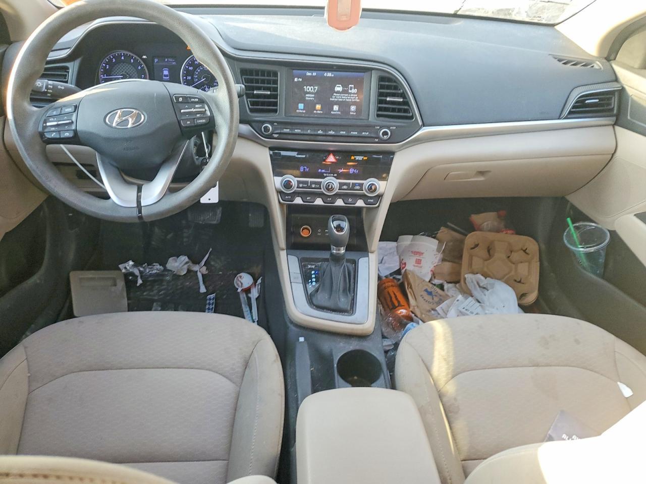 2020 Hyundai Elantra Sel - zdjęcie 8