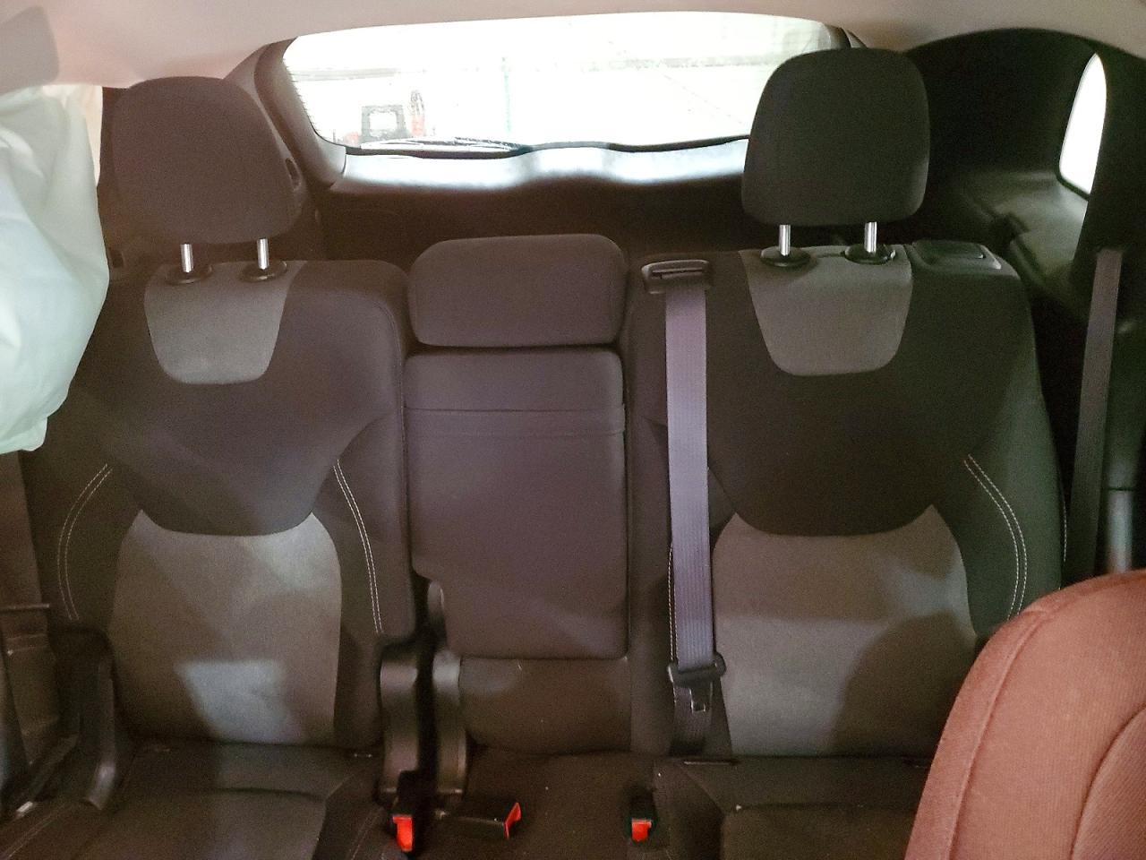 2017 Jeep Cherokee Sport - zdjęcie 10