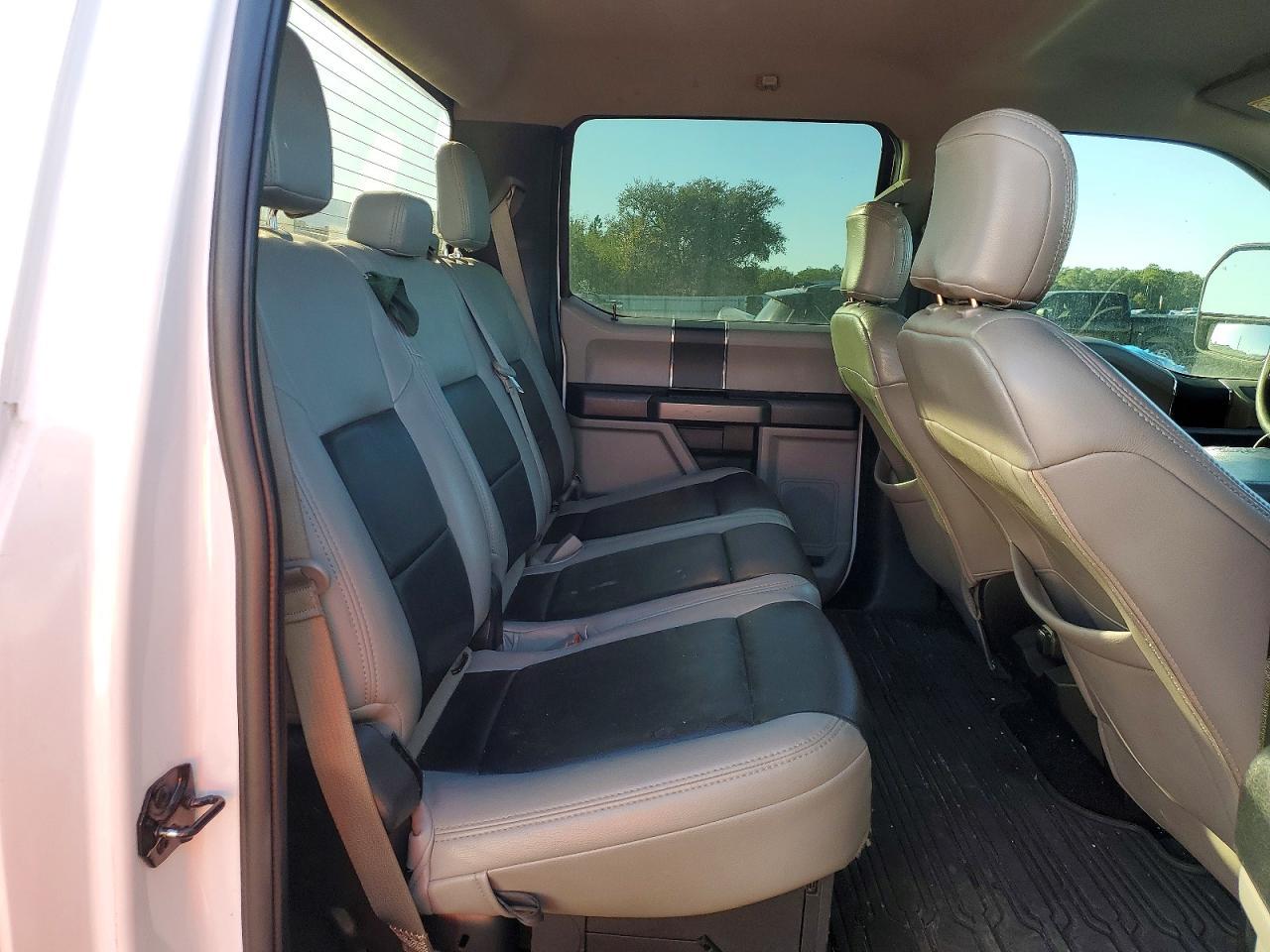 2019 Ford F250 Super Duty - zdjęcie 10