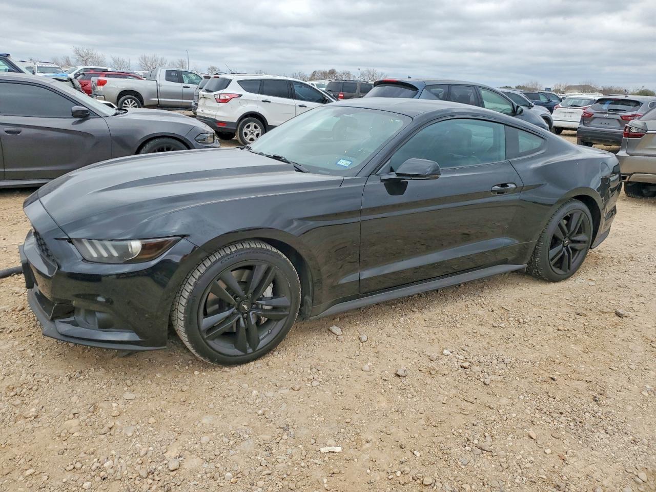 2015 Ford Mustang - zdjęcie główne