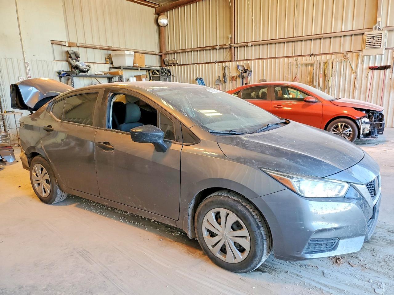 2021 Nissan Versa S - zdjęcie 4