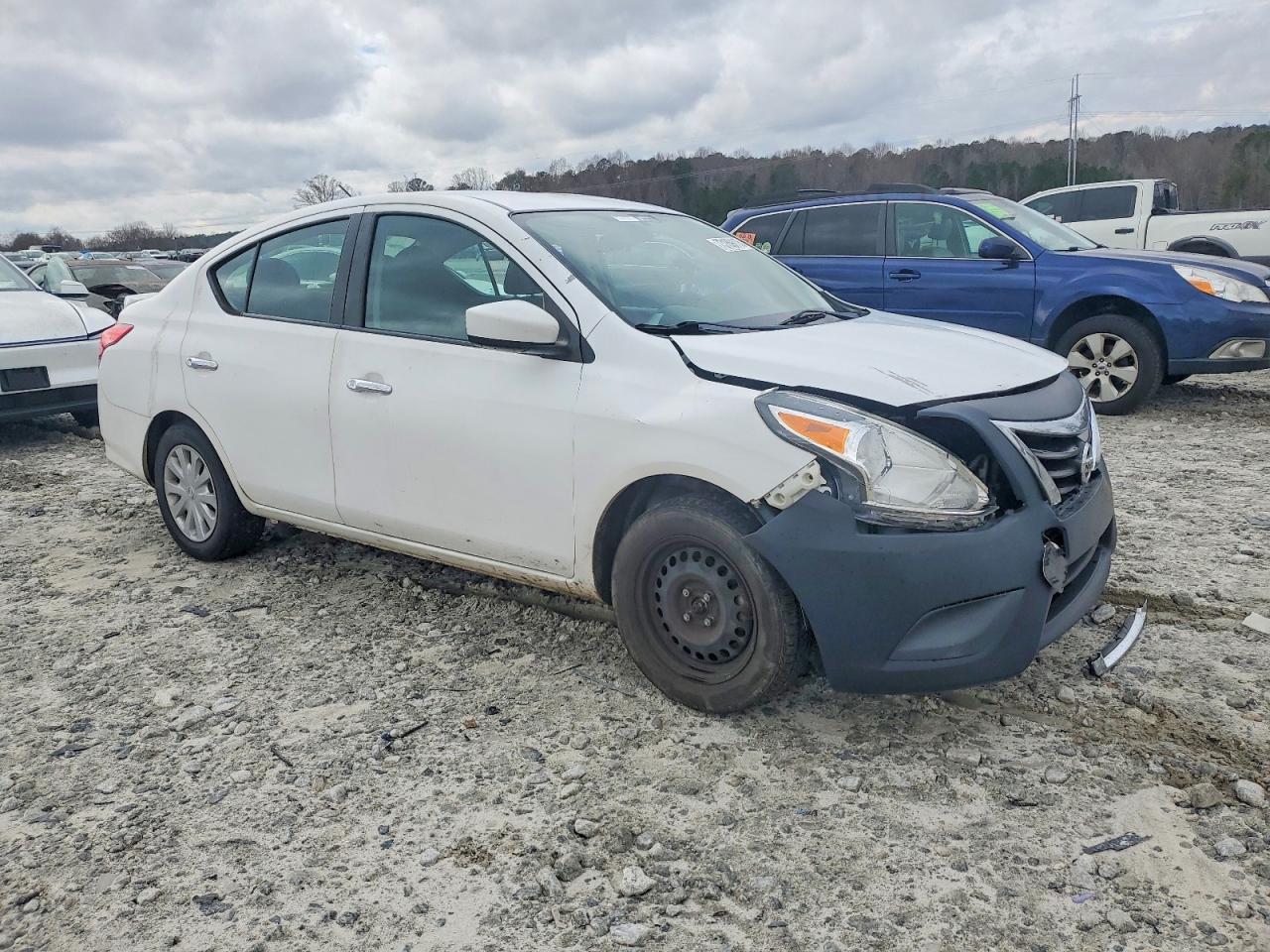2019 Nissan Versa Sv - zdjęcie 4