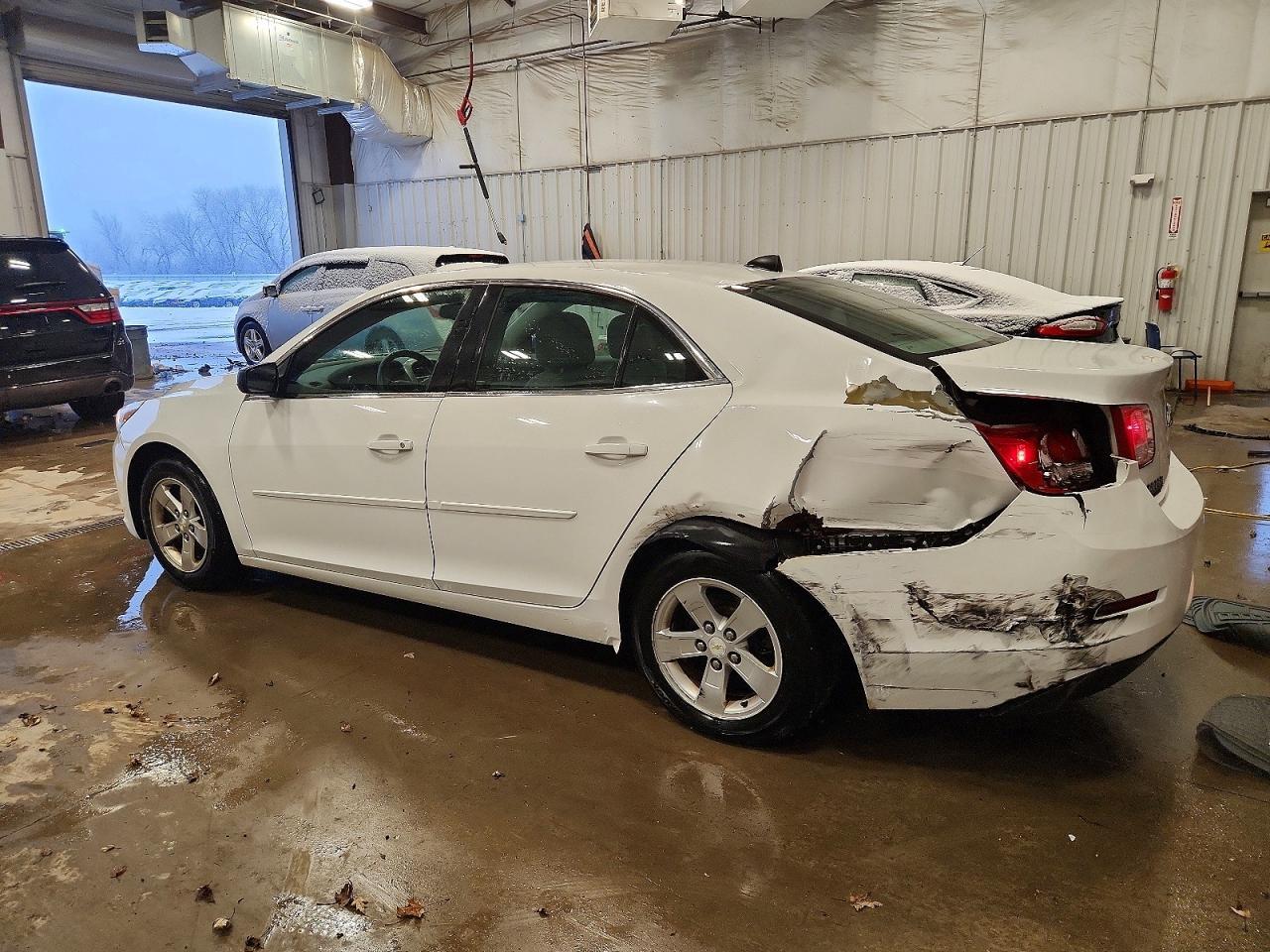 2013 Chevrolet Malibu Ls - zdjęcie 3
