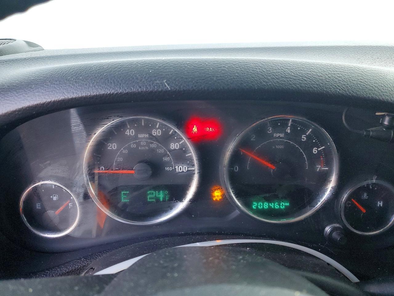 2017 Jeep Wrangler Unlimited Sahara - zdjęcie 9