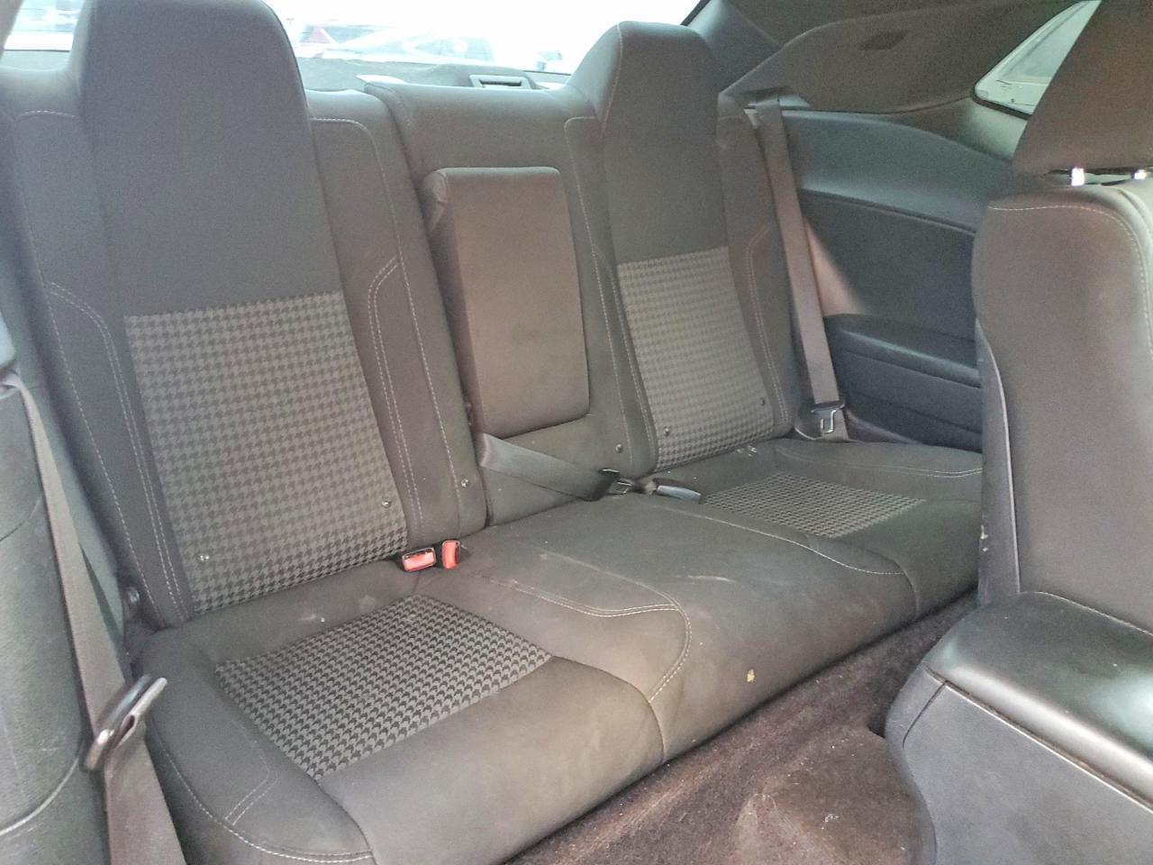 2016 Dodge Challenger Sxt - zdjęcie 10